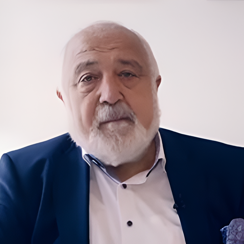 Профессор Роман Ройтман